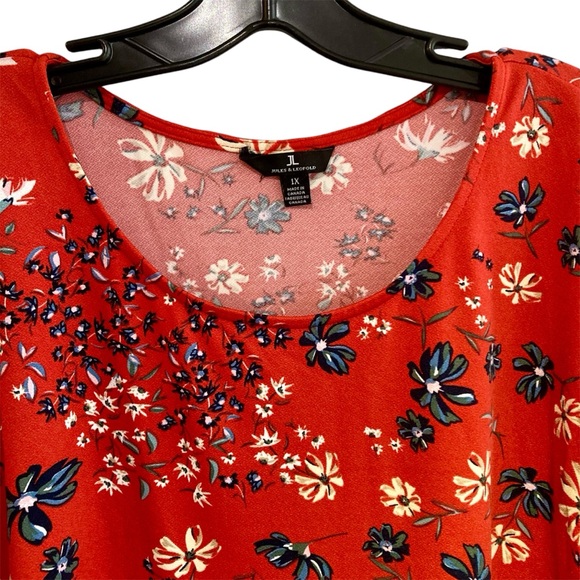 Jules & Leopold | Flutter Sleeve Blouse - Picture 3 of 11